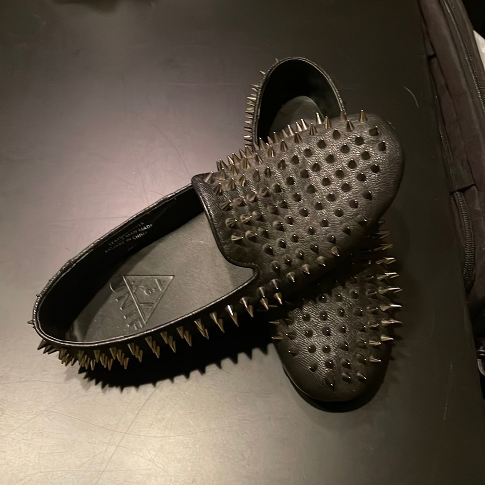 UNIF hellraisers. Size 8